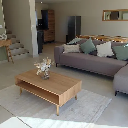 Ferienhaus Proche D'uzes Sagriès